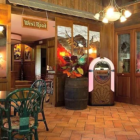 California Hotel